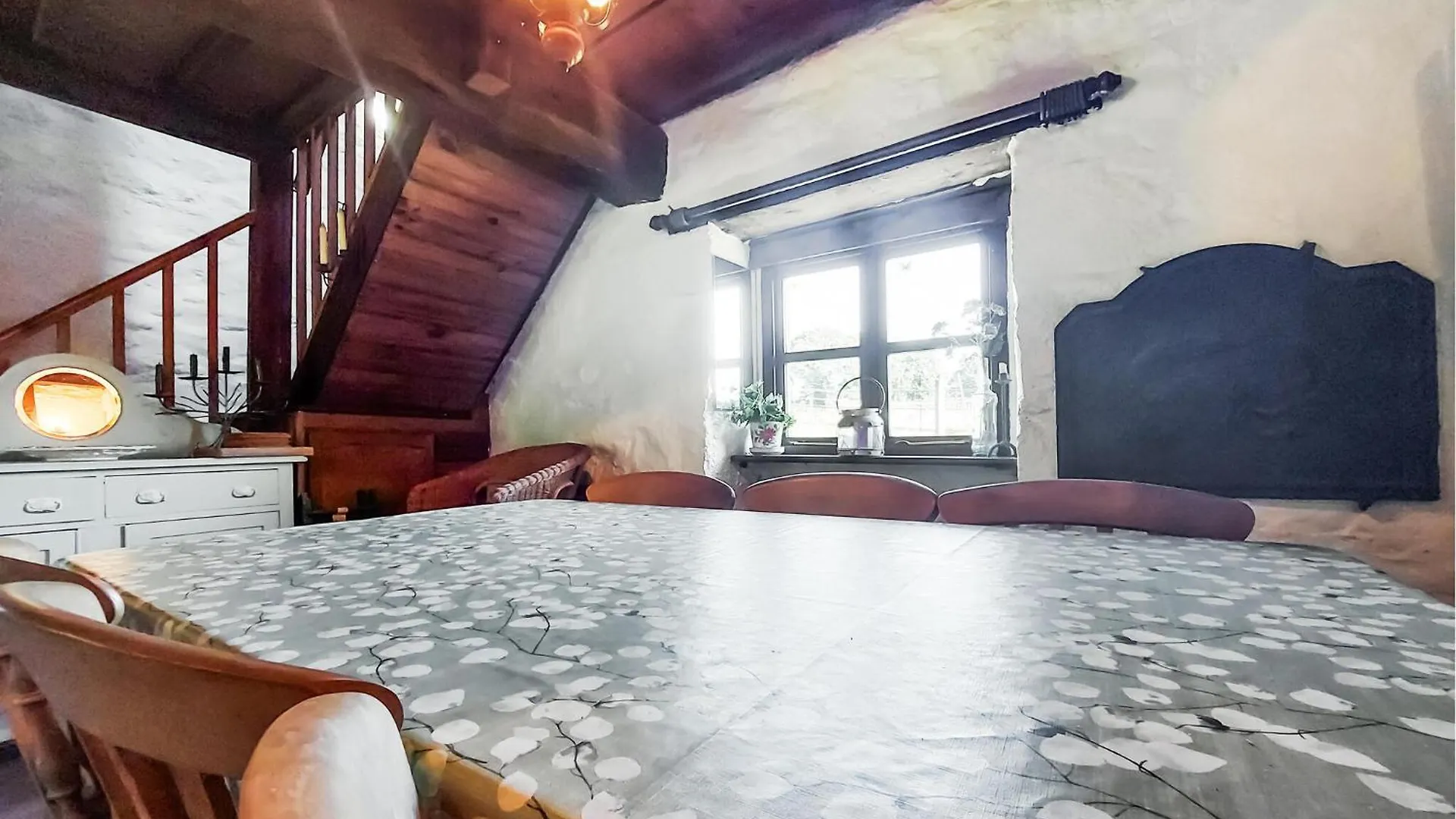 2 Bedroom Nice Home In Le Ferré 0*,  Francie